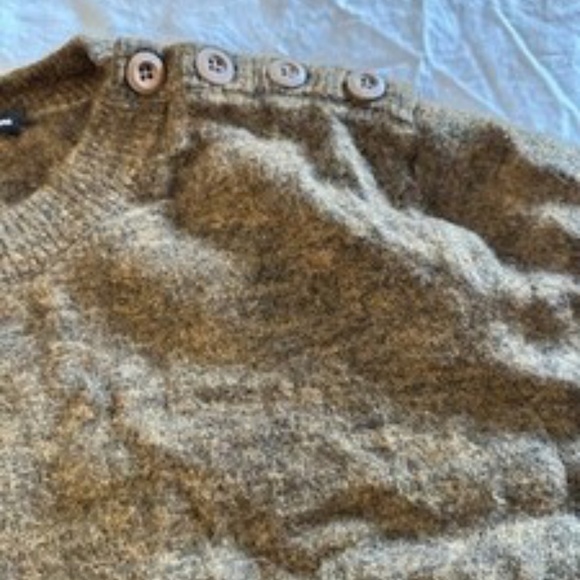 Brooklyn Industries Pullover Shoulder Button Sweater - Picture 3 of 6